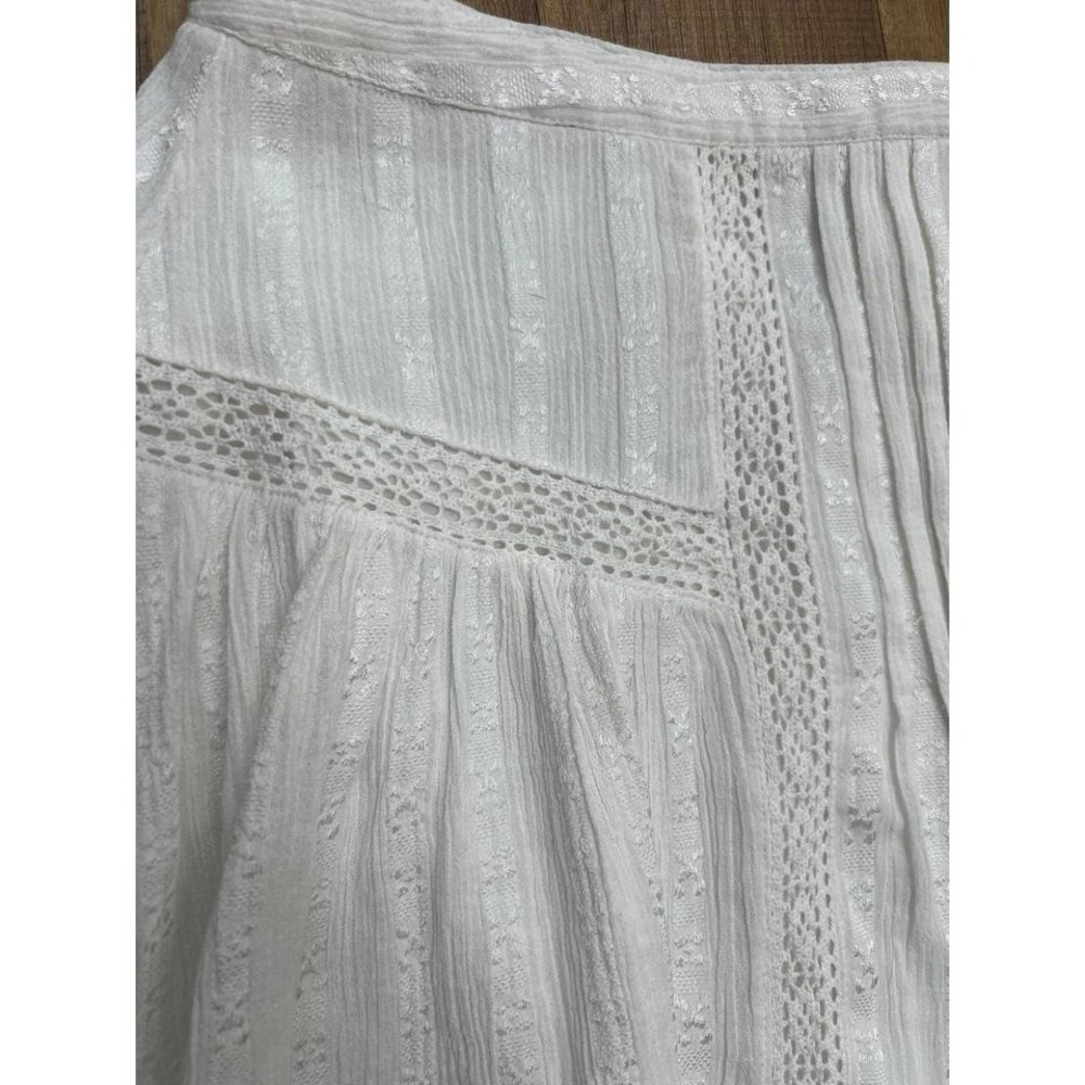 NWT Chelsea and Violet Lily Drapey Gauze Mini Skirt Sz 6 - Picture 3 of 8